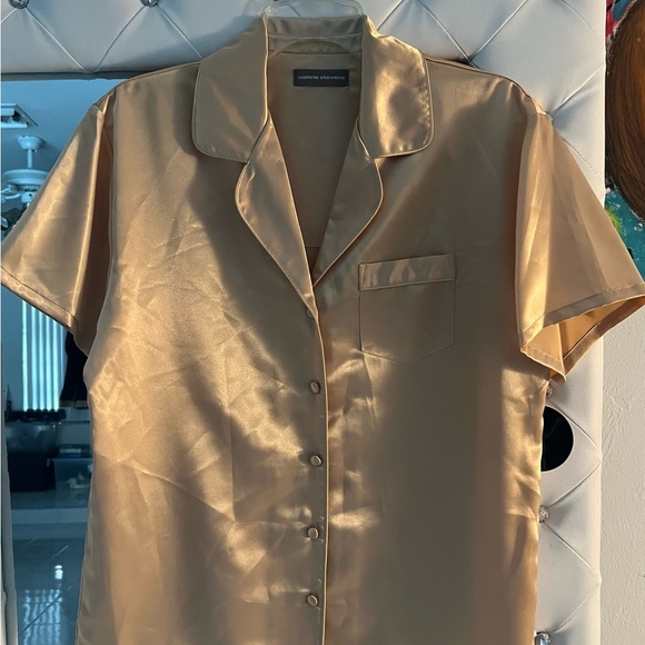 Valerie Stevens Gold Short Sleeve Button Down Sleep/Pajama Top Size S - Picture 2 of 8